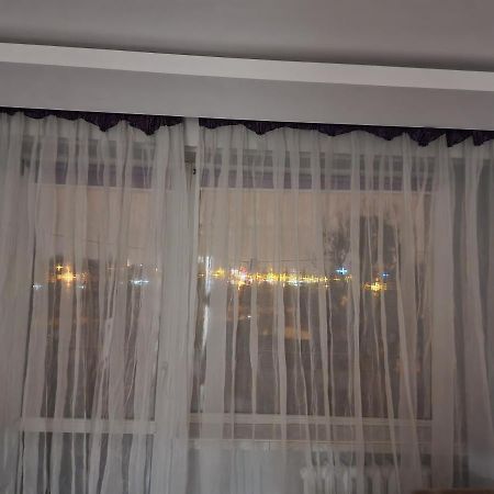 Apartament - 2 Pokoje W Lodzi - Blisko Atlas Arena, Zoo, Centrum, Piotrkowska Bagian luar foto