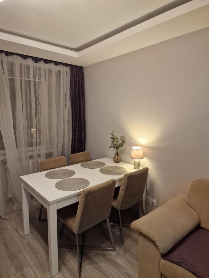 Apartament - 2 Pokoje W Lodzi - Blisko Atlas Arena, Zoo, Centrum, Piotrkowska Bagian luar foto